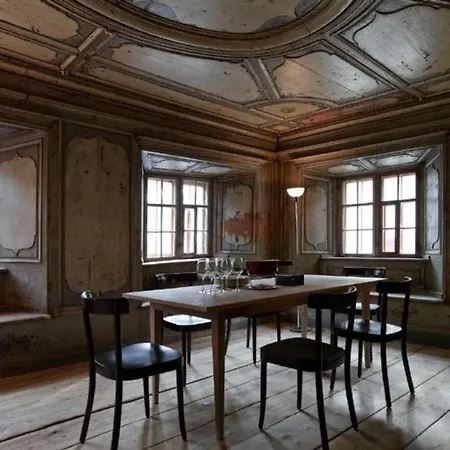 Turalihus Unten 1obergeschoss - Ferien Im Baudenkmal 公寓 Valendas